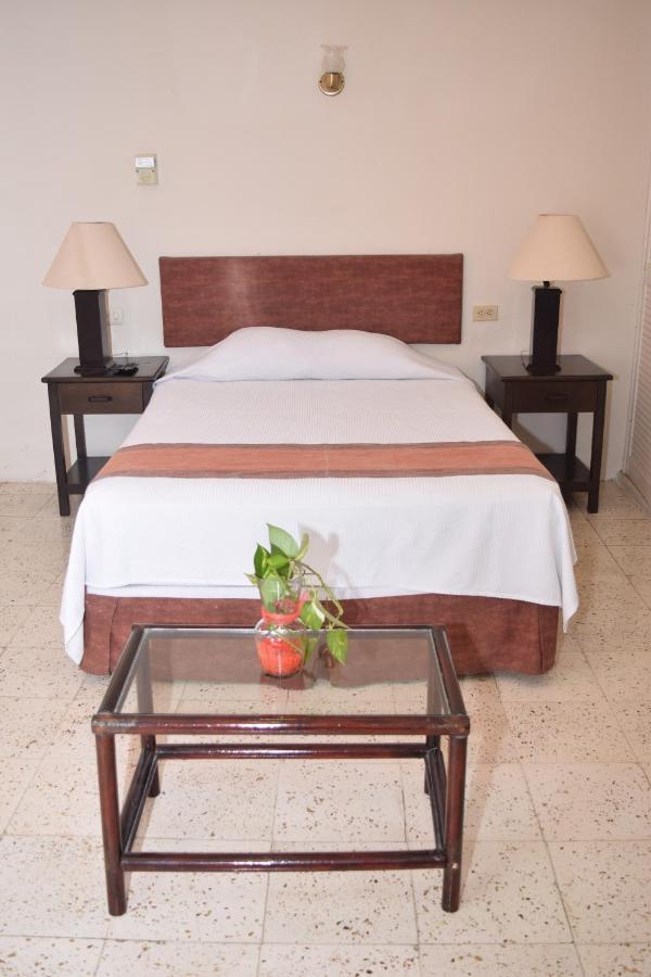 Hotel Suites Le Monde Cancun Bagian luar foto