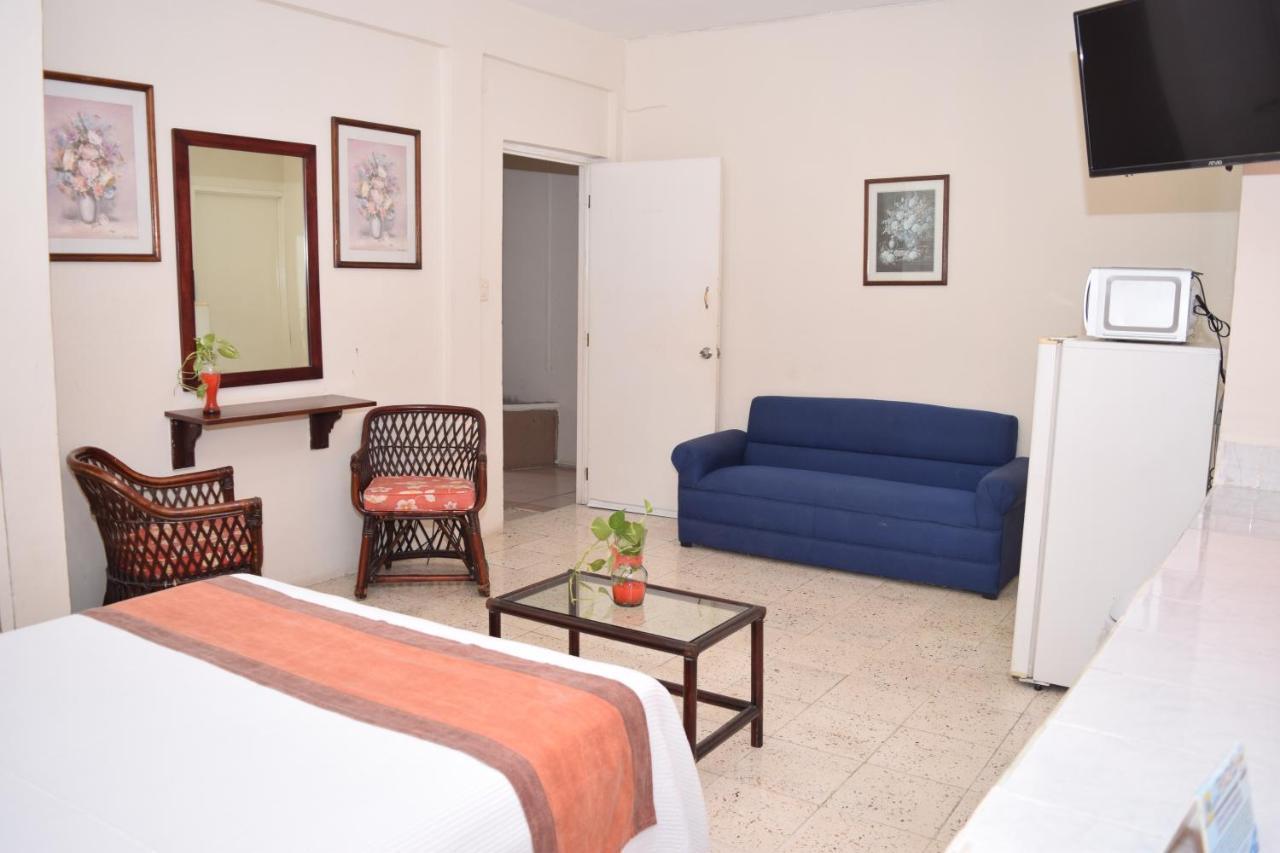 Hotel Suites Le Monde Cancun Bagian luar foto