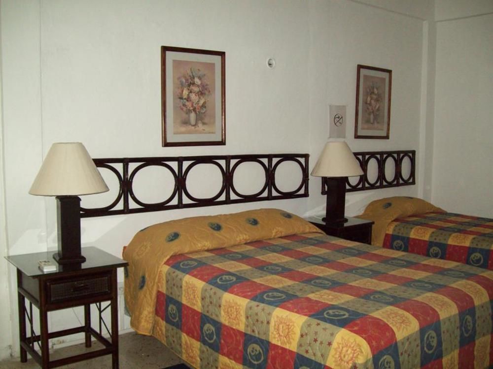 Hotel Suites Le Monde Cancun Bagian luar foto