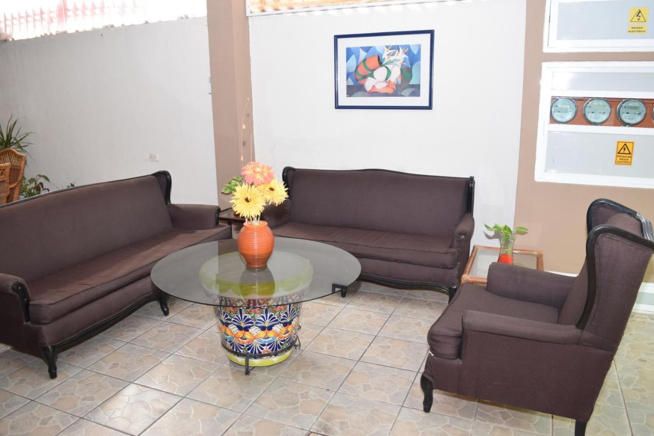 Hotel Suites Le Monde Cancun Bagian luar foto