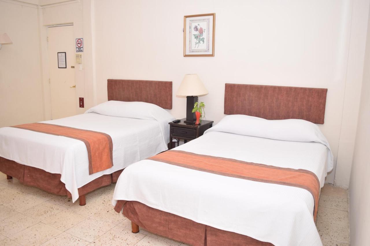 Hotel Suites Le Monde Cancun Bagian luar foto