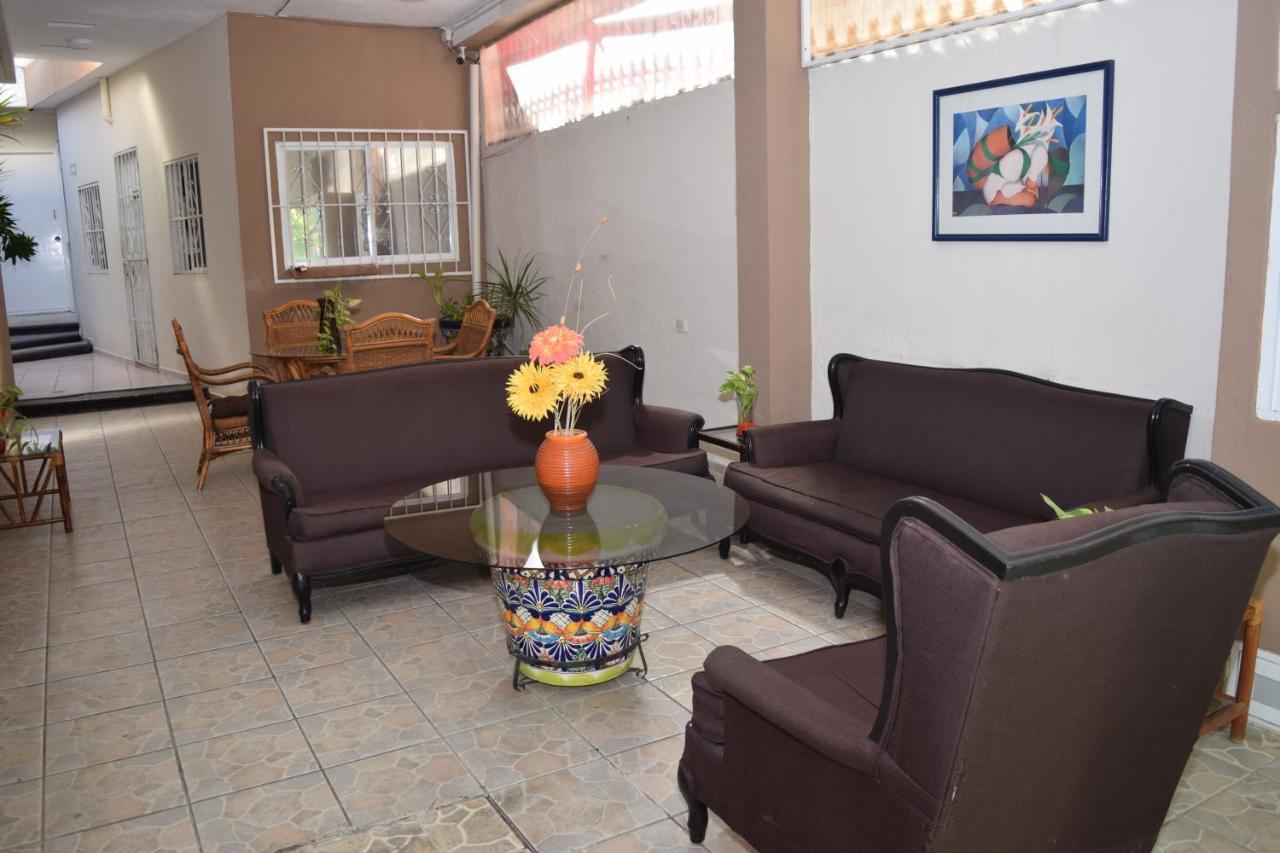 Hotel Suites Le Monde Cancun Bagian luar foto