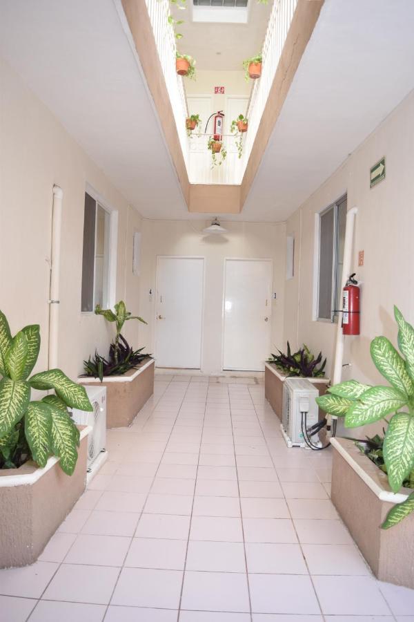 Hotel Suites Le Monde Cancun Bagian luar foto