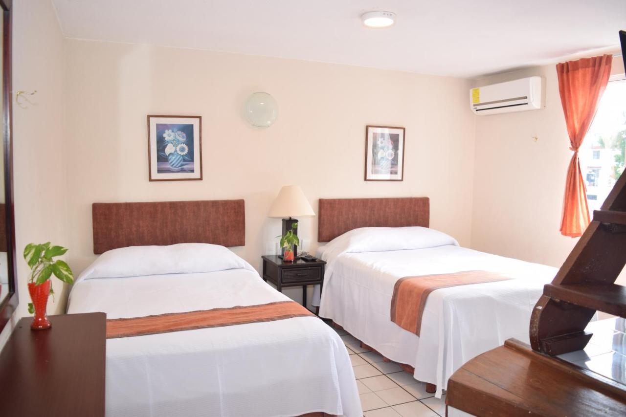 Hotel Suites Le Monde Cancun Bagian luar foto